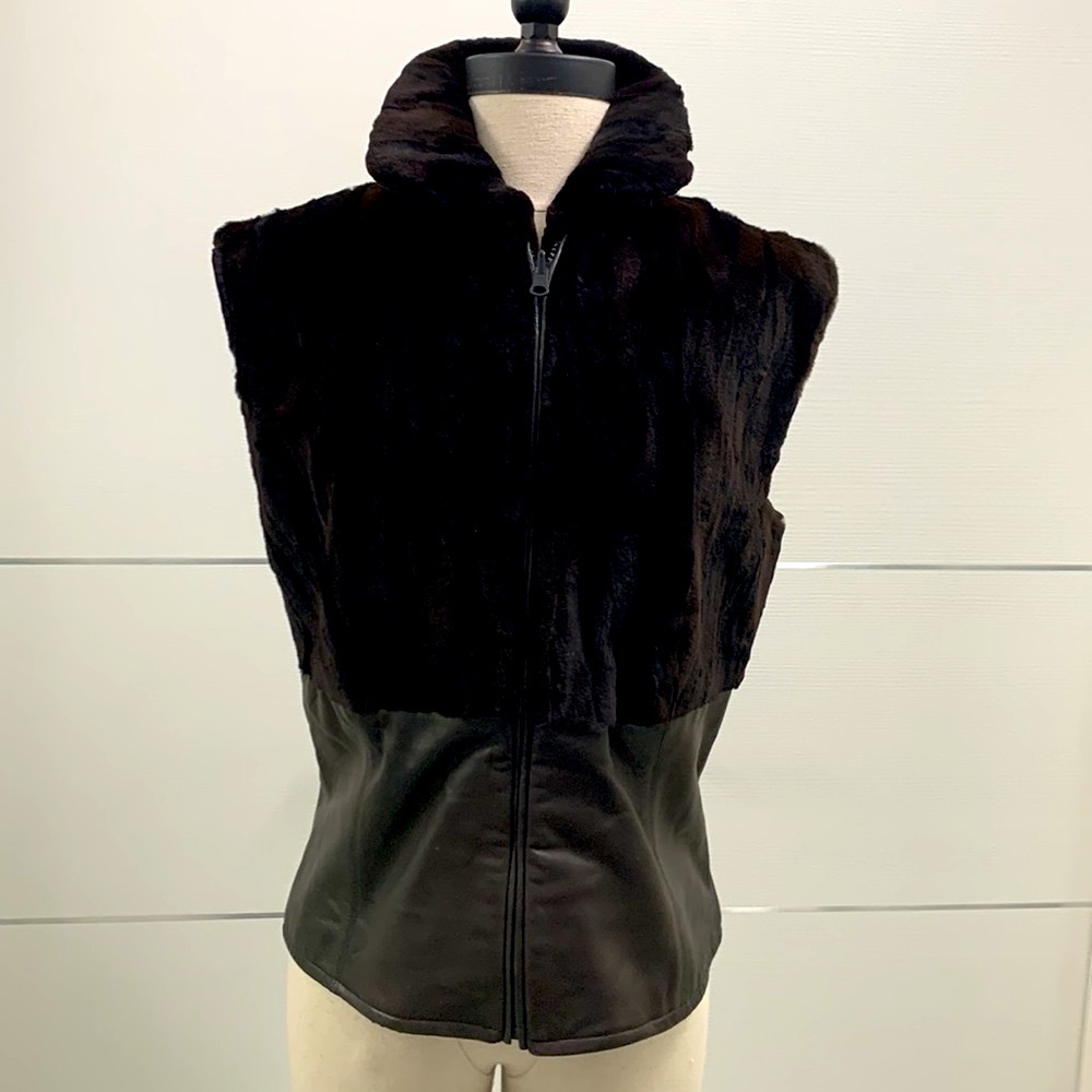 🎉HP🎉 Chinchilla Real Fur/Leather Brown Vest